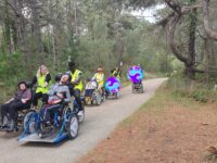 En vélo de Fort-Mahon au Tréport, ils feront une halte à Cayeux : ne manquez pas de venir les encourager !